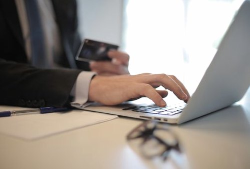  Trạm giải trí trực tuyến 